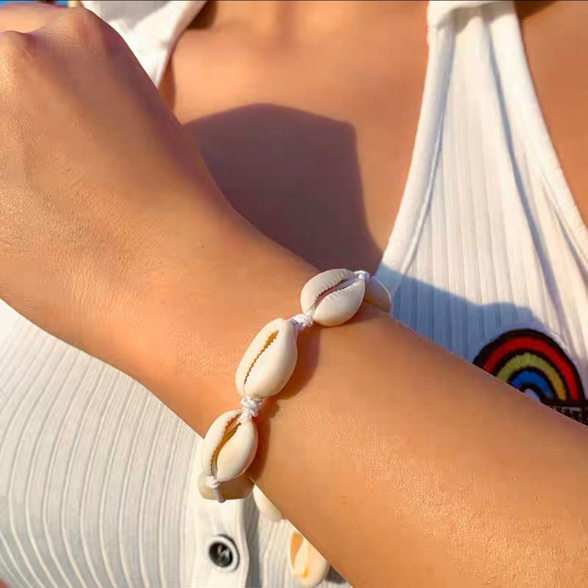 SWEET SHELL BRACELET