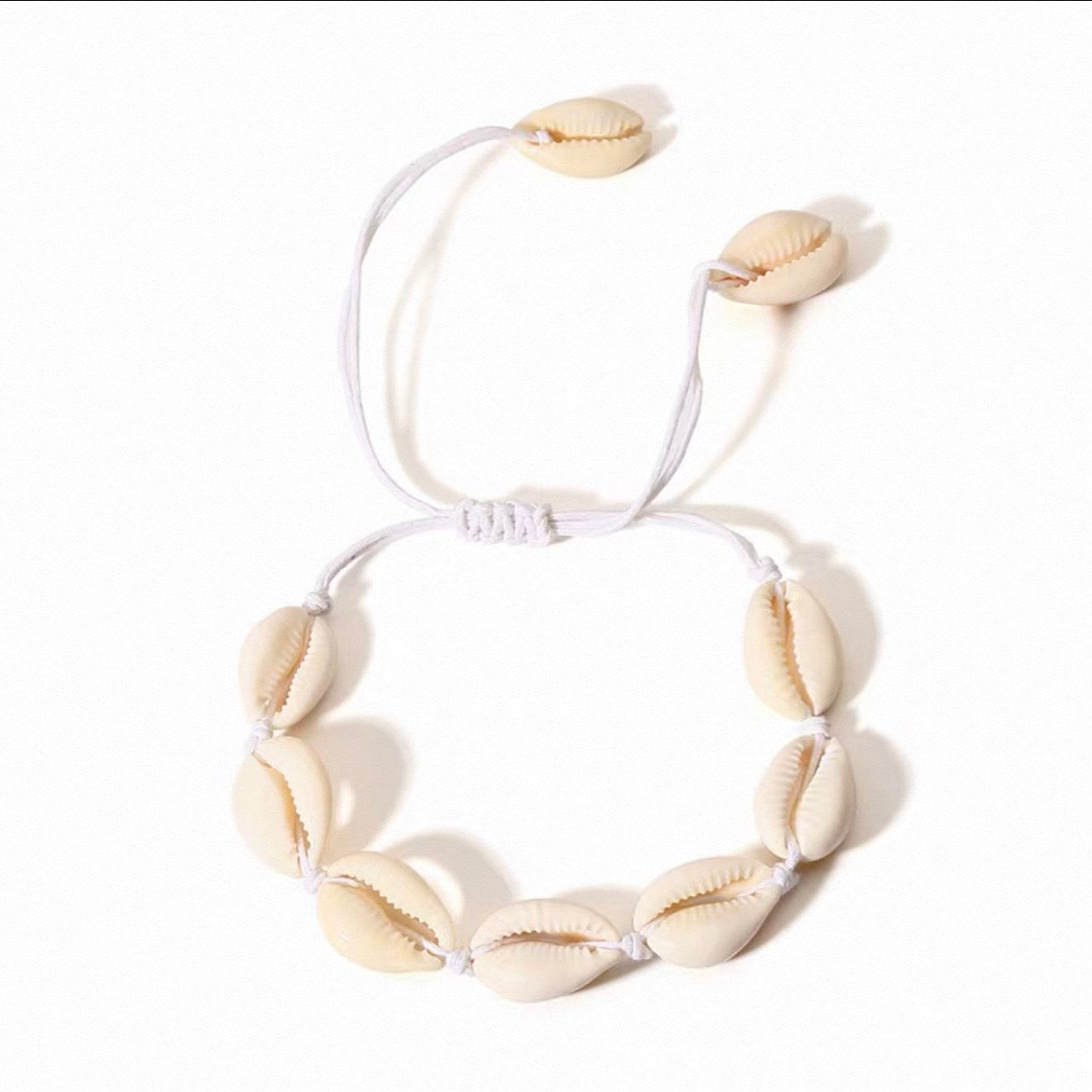 SWEET SHELL BRACELET